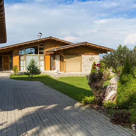 Private In Pirin Golf Holiday home *
