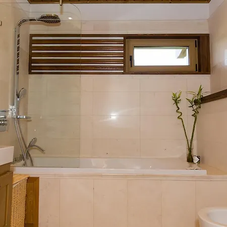 Private In Pirin Golf Holiday home *